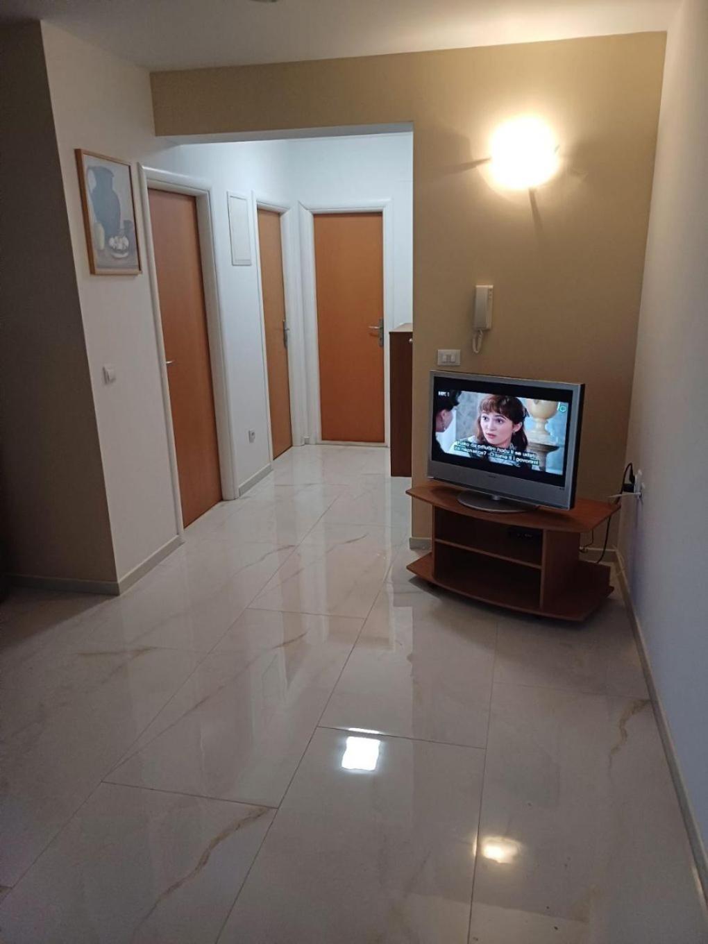 Apartment Zdrave - Free Parking Makarska Exterior foto
