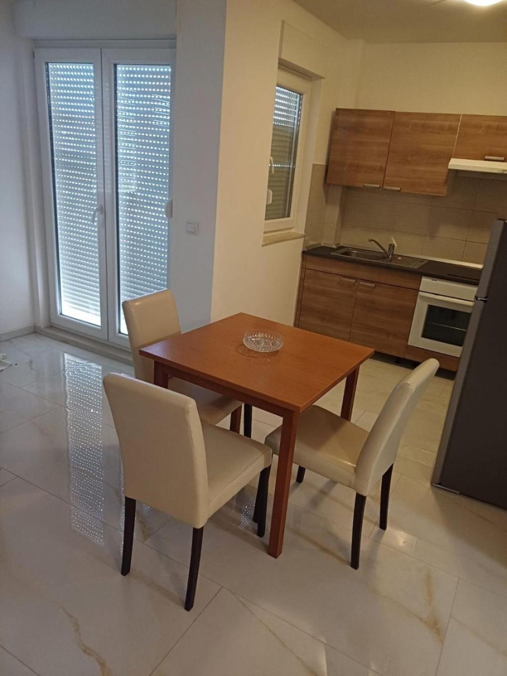 Apartment Zdrave - Free Parking Makarska Exterior foto